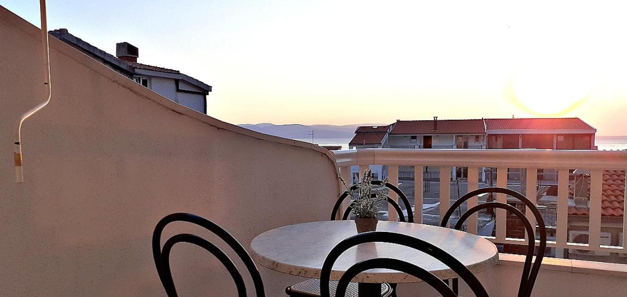 Apartments Villa Bonaca Baška Voda 部屋 写真