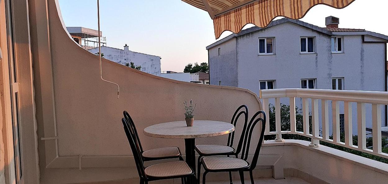Apartments Villa Bonaca Baška Voda 部屋 写真