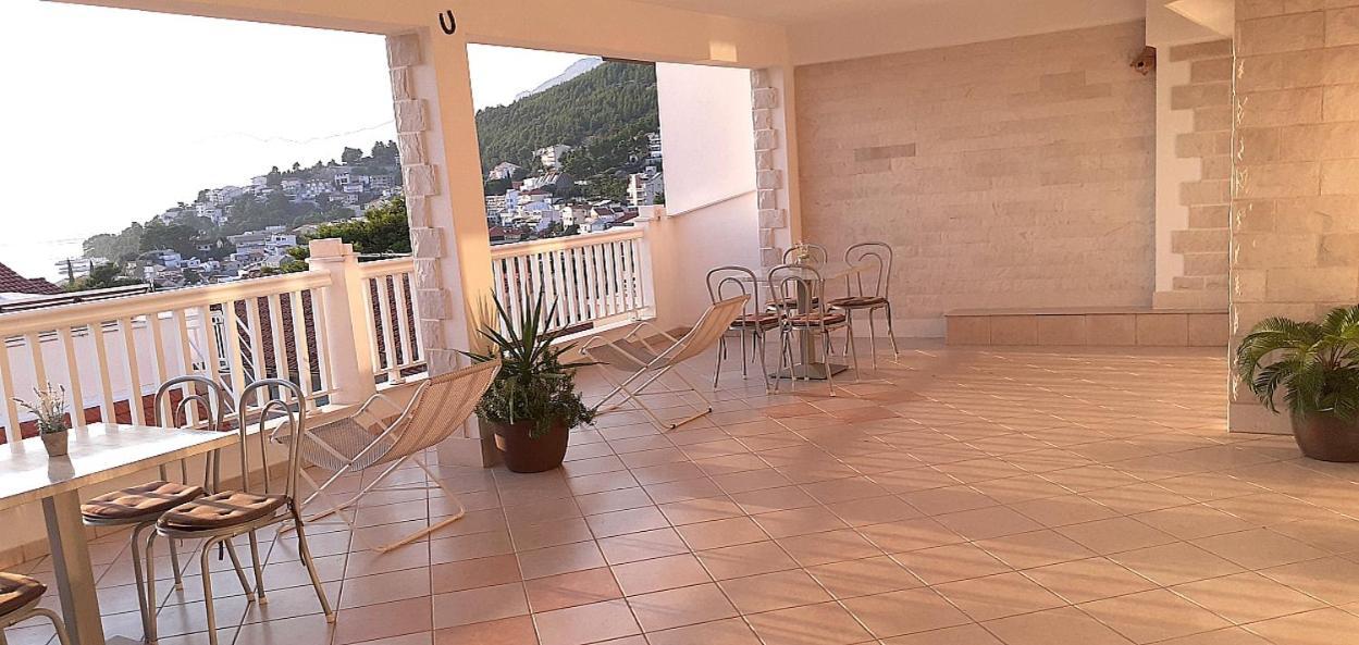 Apartments Villa Bonaca Baška Voda 部屋 写真