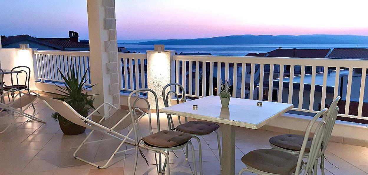Apartments Villa Bonaca Baška Voda 部屋 写真