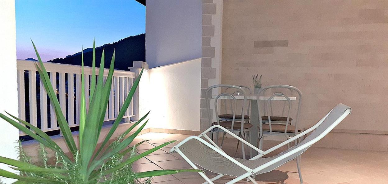 Apartments Villa Bonaca Baška Voda 部屋 写真