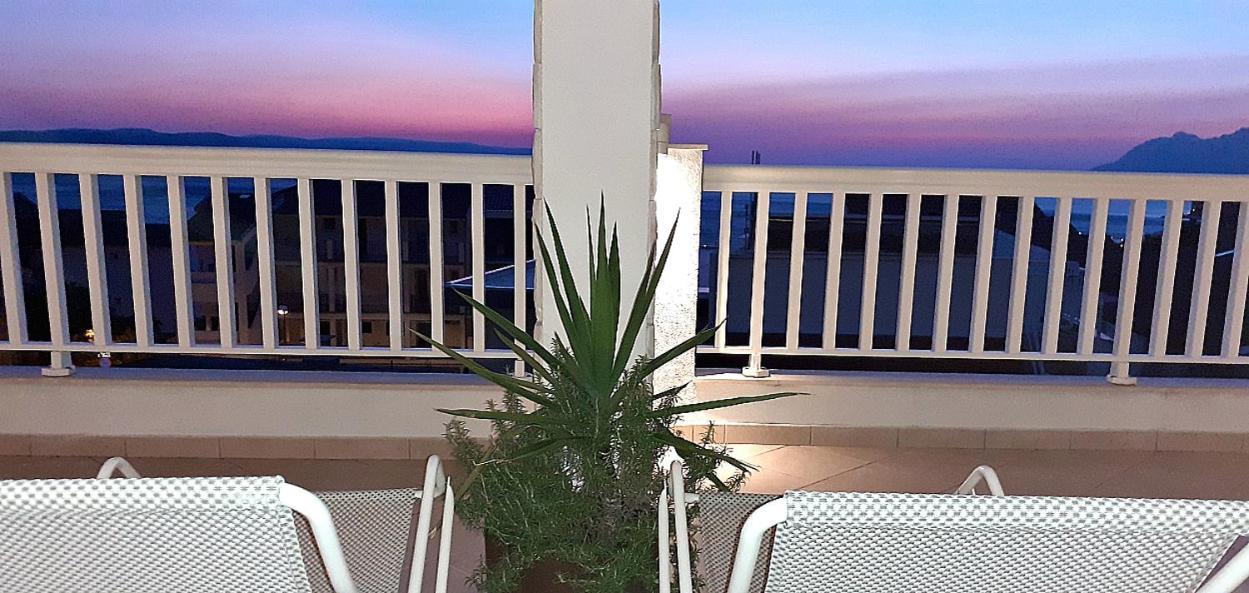 Apartments Villa Bonaca Baška Voda 部屋 写真