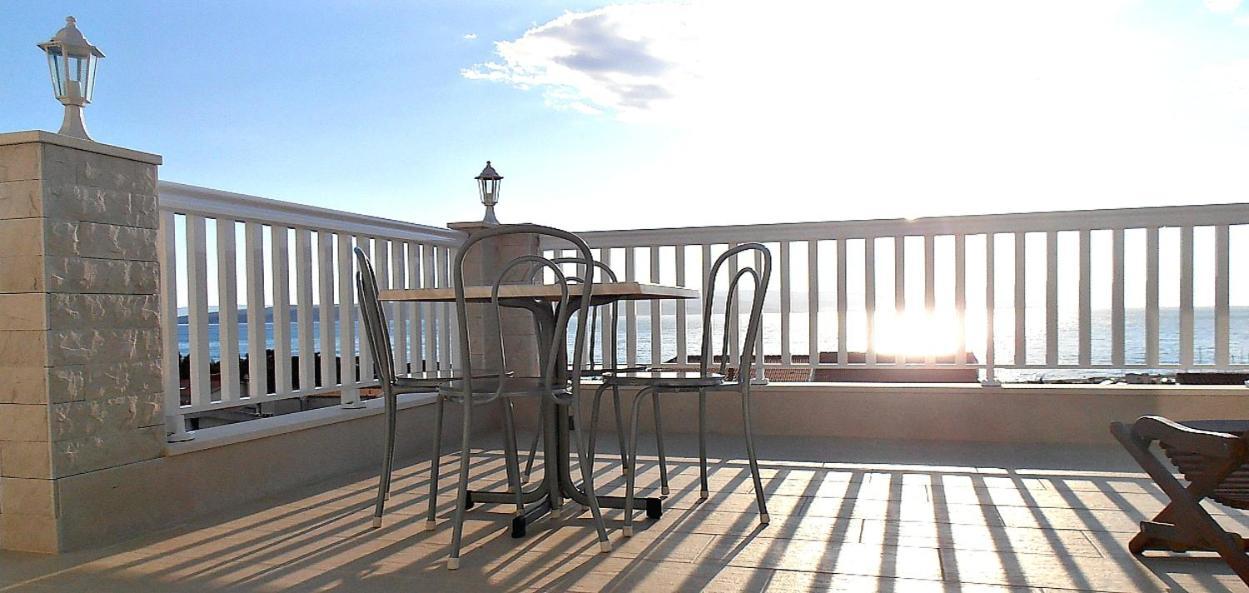 Apartments Villa Bonaca Baška Voda 部屋 写真