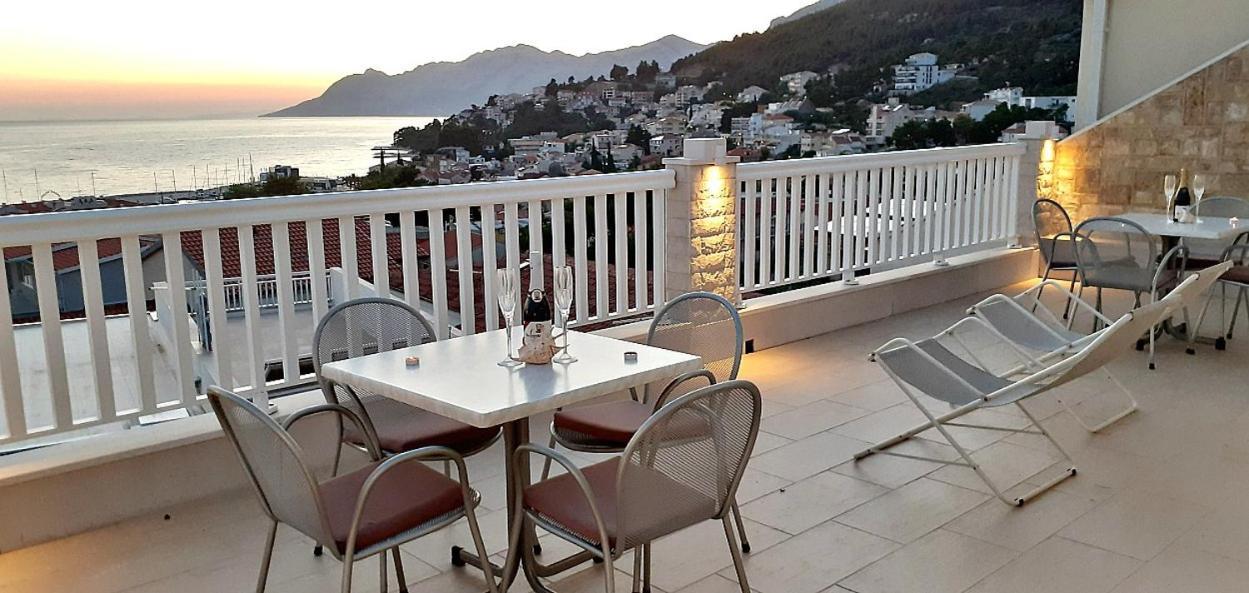 Apartments Villa Bonaca Baška Voda エクステリア 写真